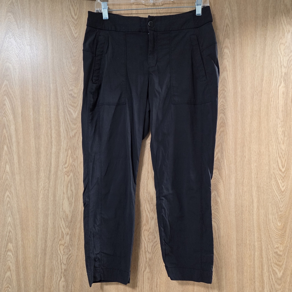 Athleta Womens Copped Trekker Pants